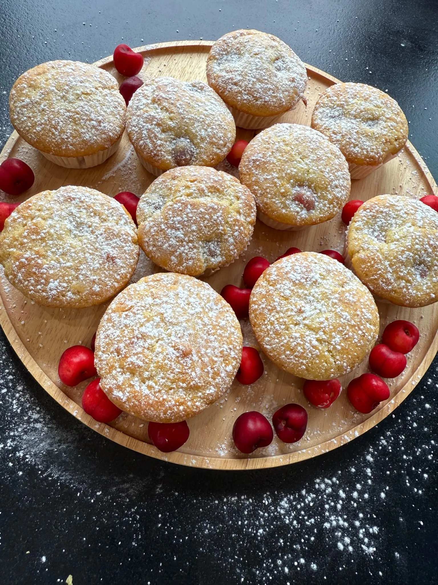 Kirsch Muffins